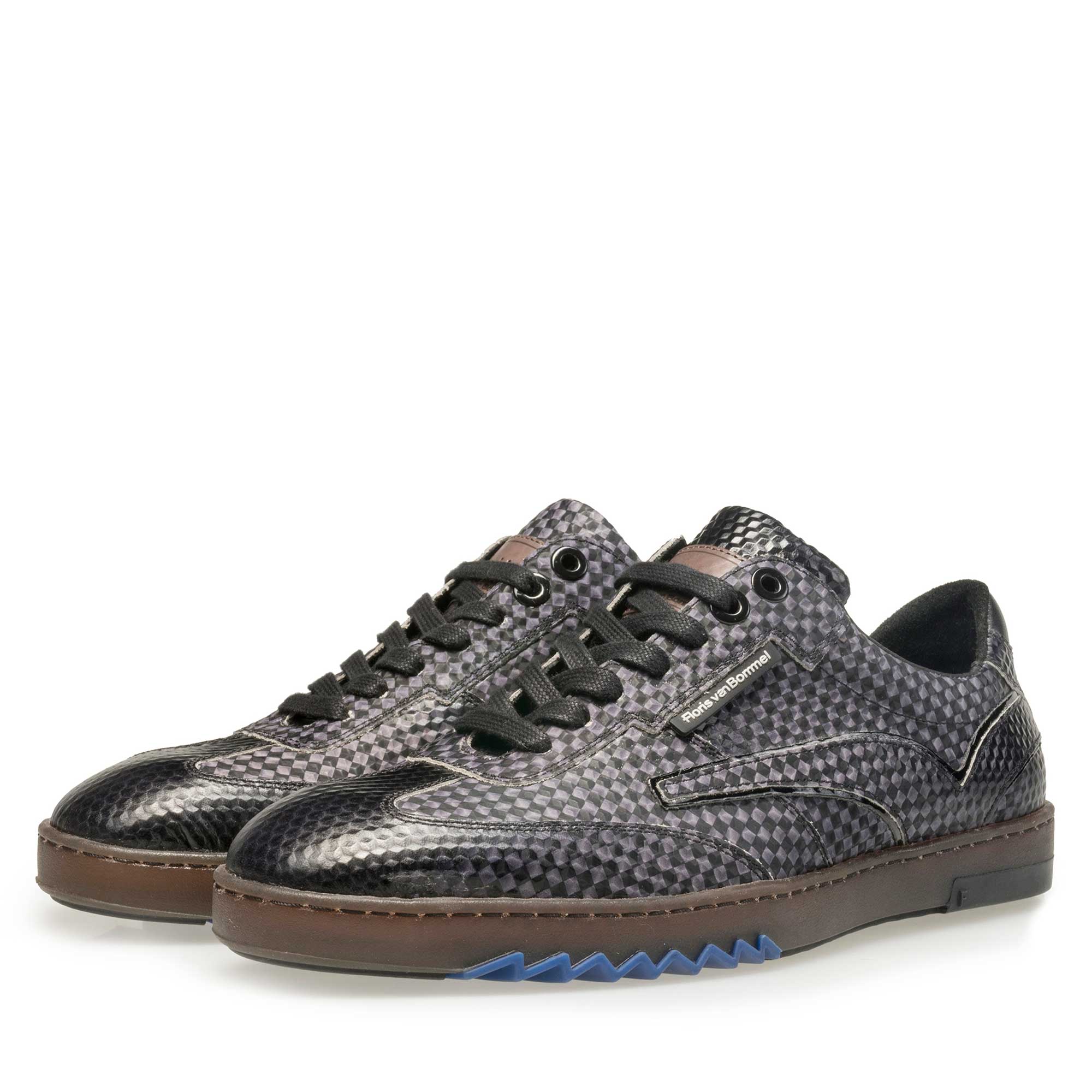 16074/23 - Floris van Bommel men’s grey sneaker finished with a black print 16074/23 - Floris van Bommel men’s grey sneaker finished with a black print
