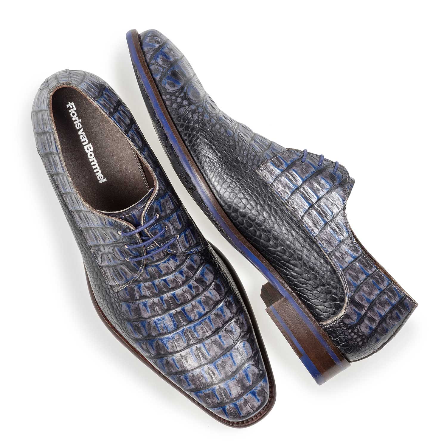 18159/03 - Blauwe leren veterschoen met crocoprint 18159/03 - Blauwe leren veterschoen met crocoprint