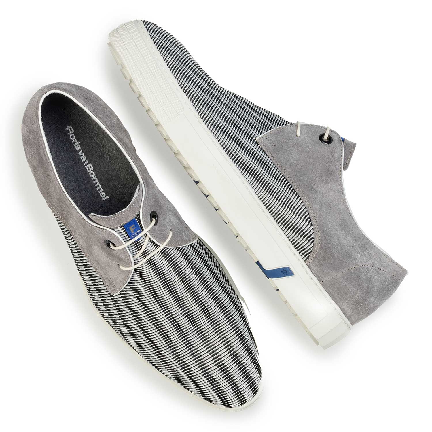 14089/00 - Grijze sneaker met mesh reliëf 14089/00 - Grijze sneaker met mesh reliëf