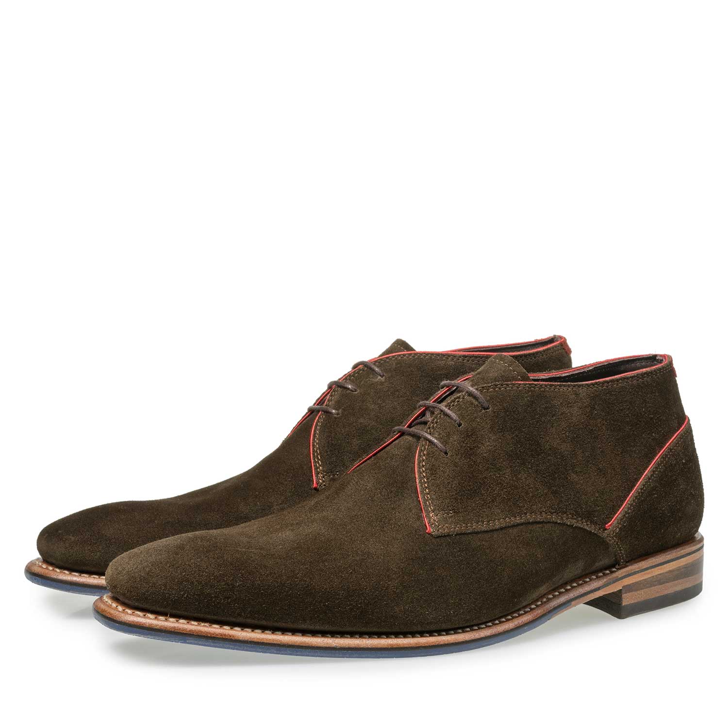 10673/14 - Olijfgroene kalfssuède veterboot 10673/14 - Olijfgroene kalfssuède veterboot