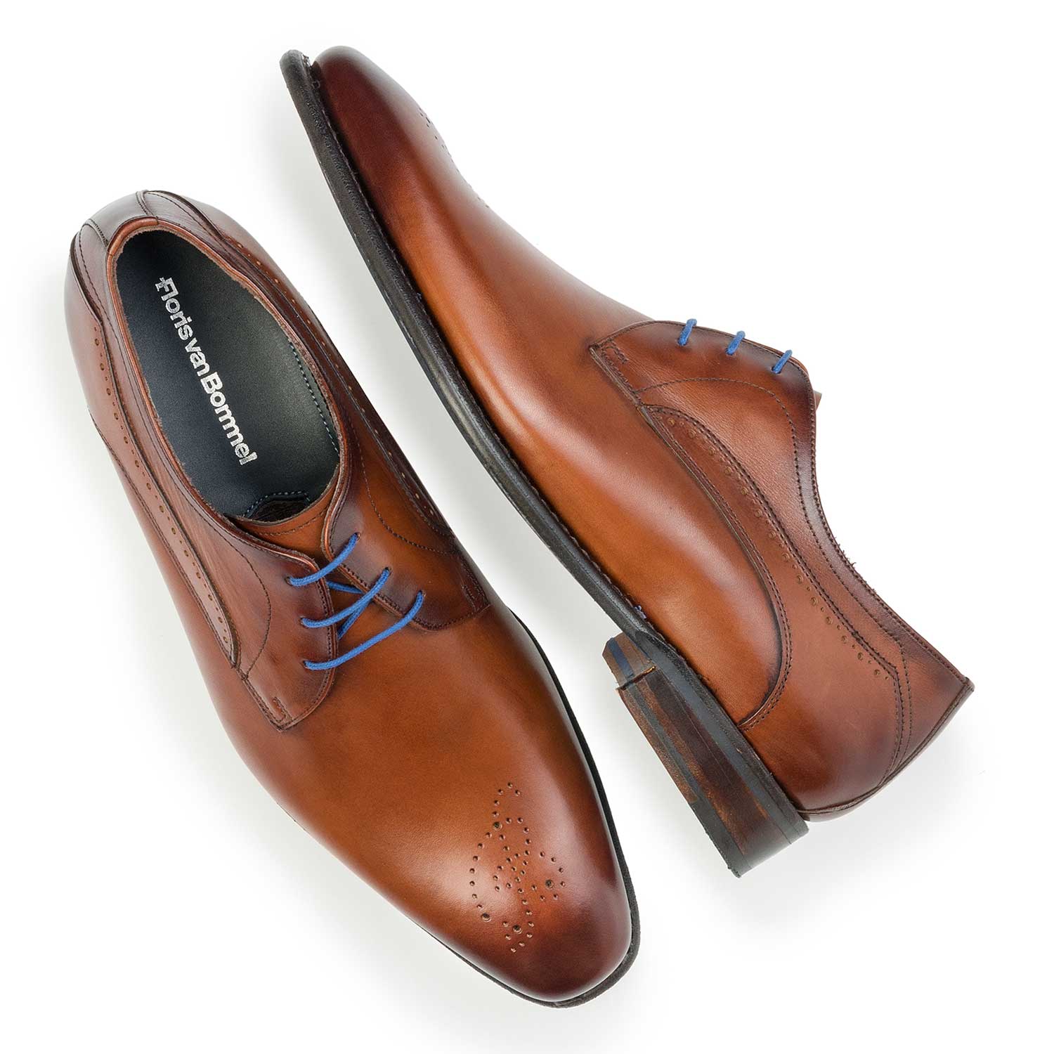 14182/03 - Cognackleurige leren veterschoen 14182/03 - Cognackleurige leren veterschoen