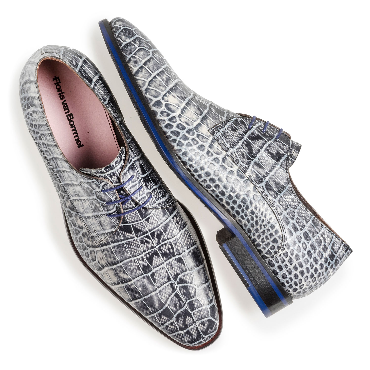 18168/02 - Grijze veterschoen met crocoprint 18168/02 - Grijze veterschoen met crocoprint