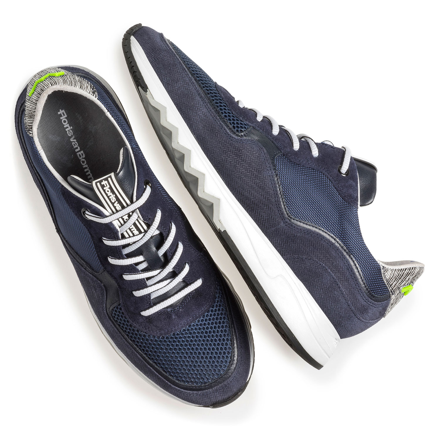 16093/19 - Donkerblauwe suède sneaker met print 16093/19 - Donkerblauwe suède sneaker met print