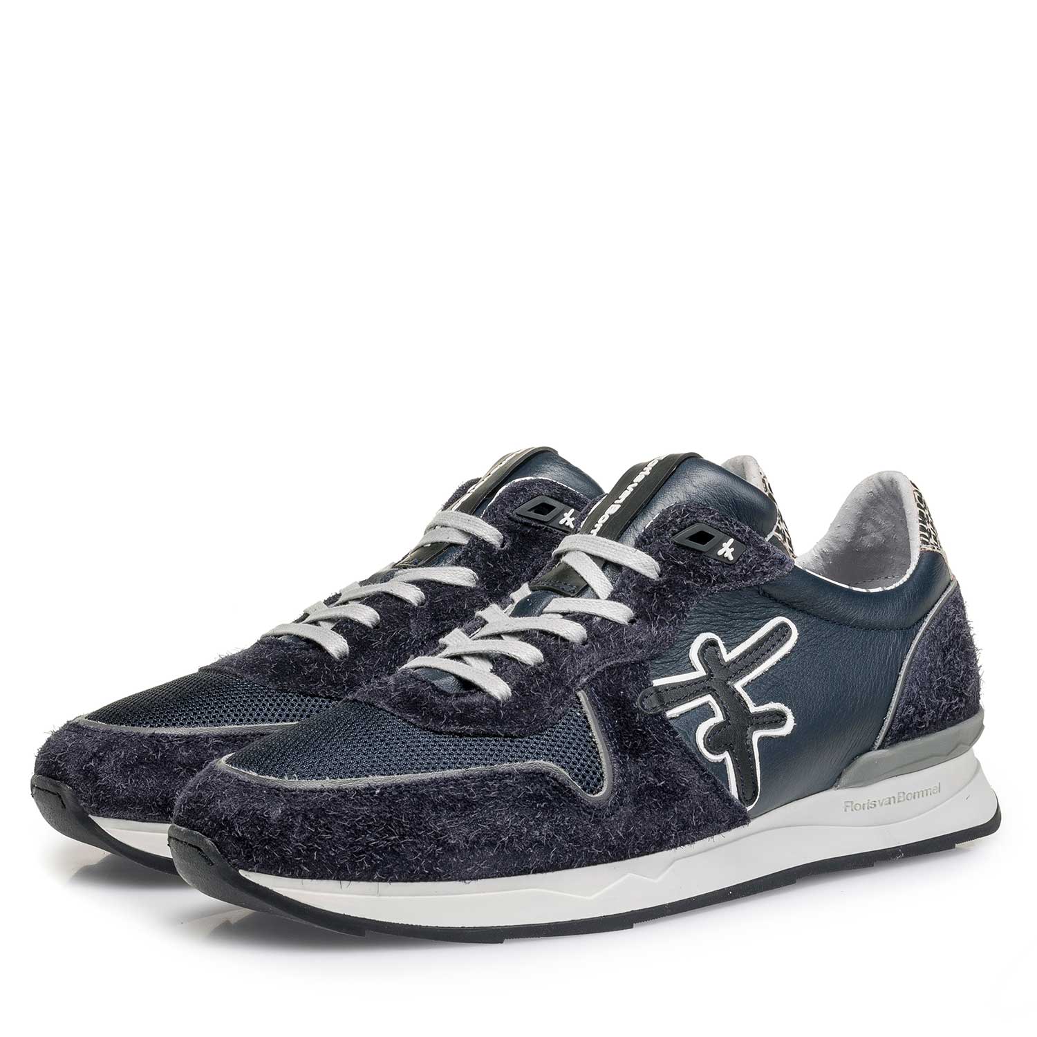 16246/05 - Donkerblauwe kalfsleren sneaker 16246/05 - Donkerblauwe kalfsleren sneaker