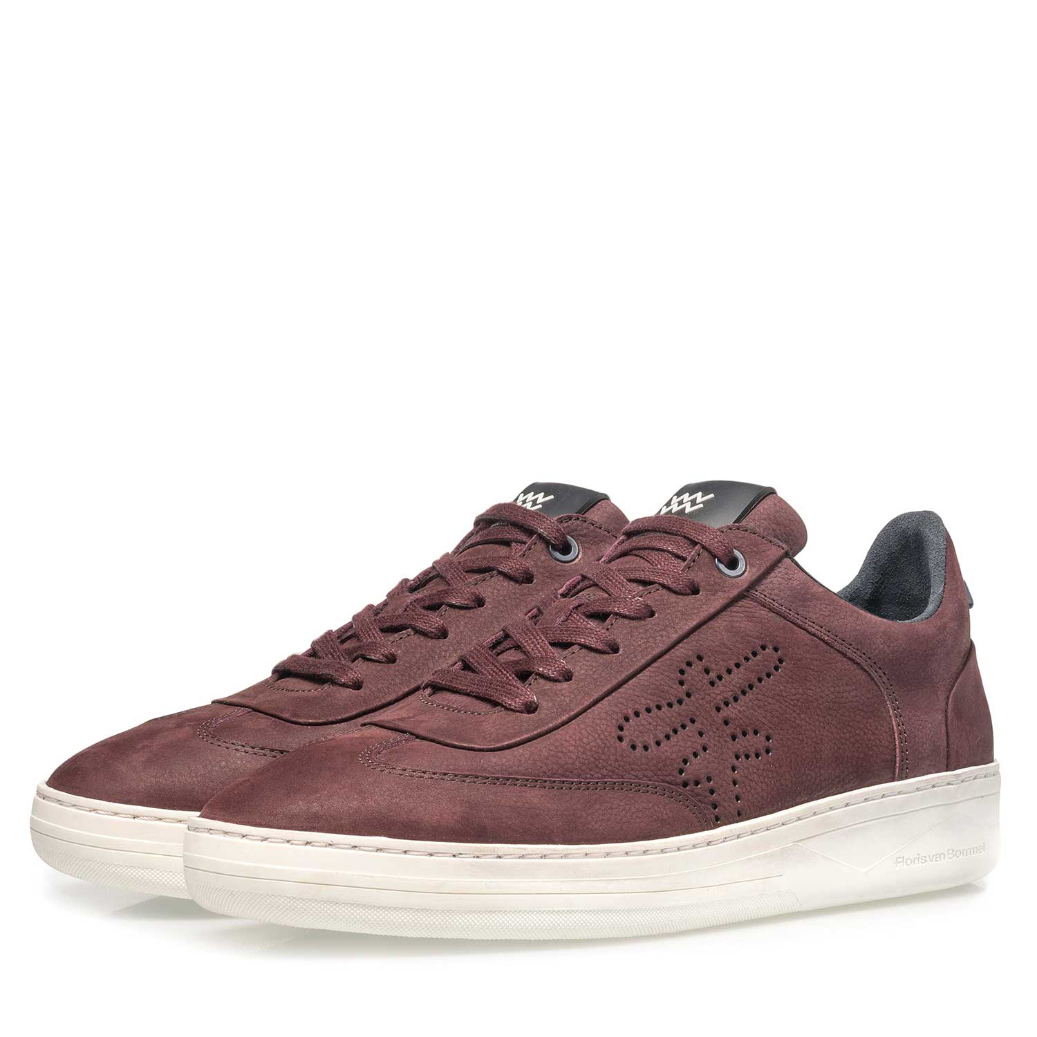 16255/10 - Rode nubuckleren sneaker met print 16255/10 - Rode nubuckleren sneaker met print
