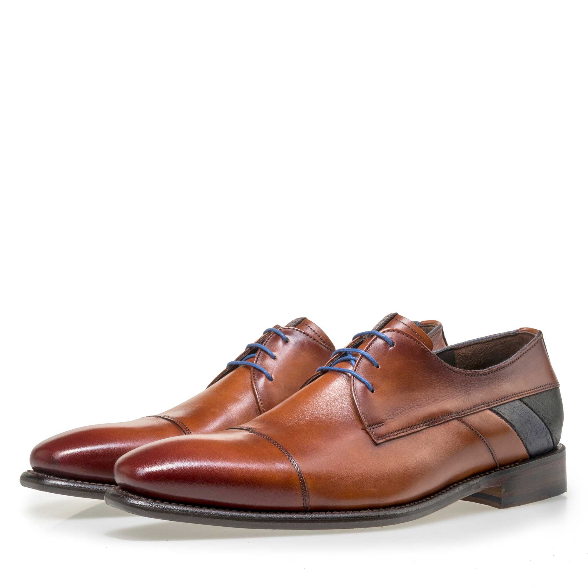 18041/00 - Floris van Bommel cognac leren heren veterschoen 18041/00 - Floris van Bommel cognac leren heren veterschoen