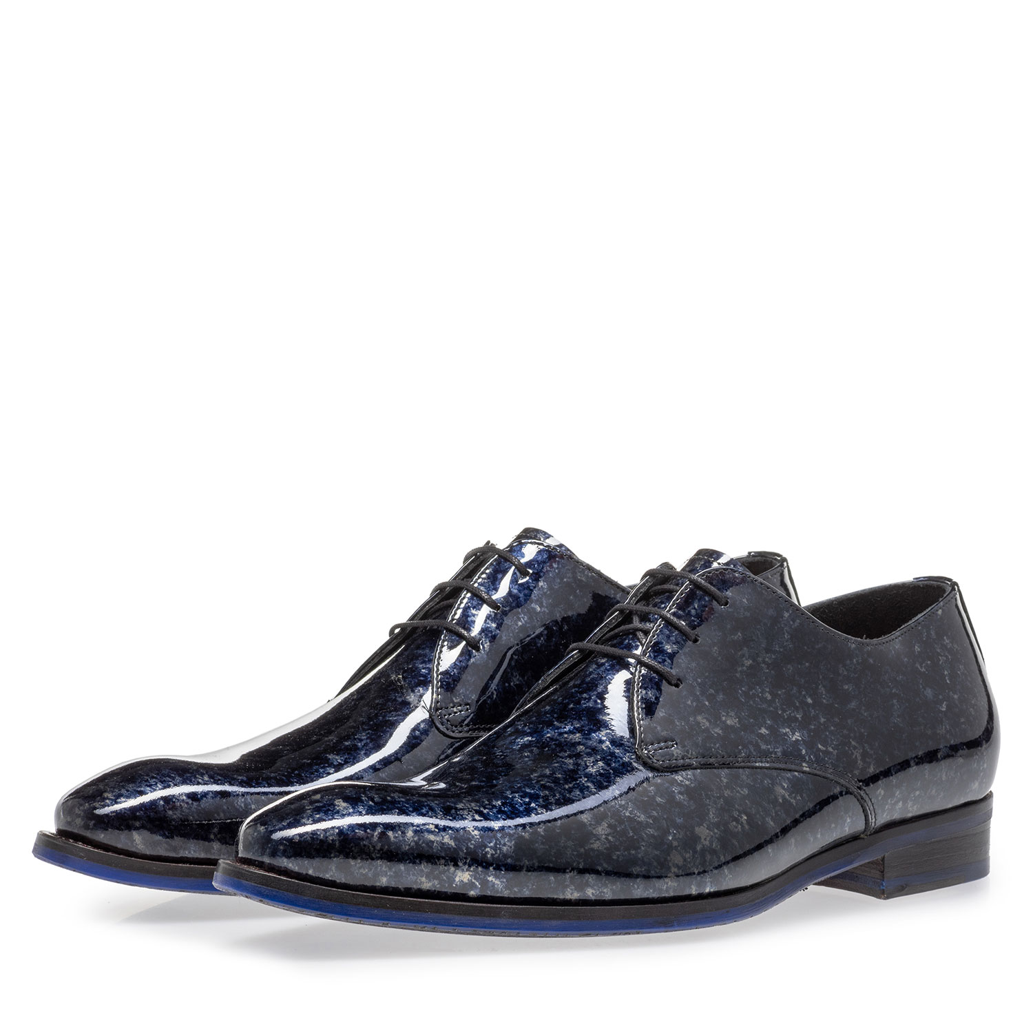 18224/03 - Veterschoen blauw lakleer 18224/03 - Veterschoen blauw lakleer