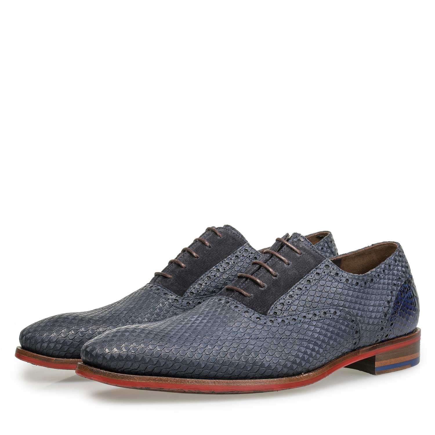 19119/01 - Blauwe nubuckleren veterschoen met snakeprint 19119/01 - Blauwe nubuckleren veterschoen met snakeprint