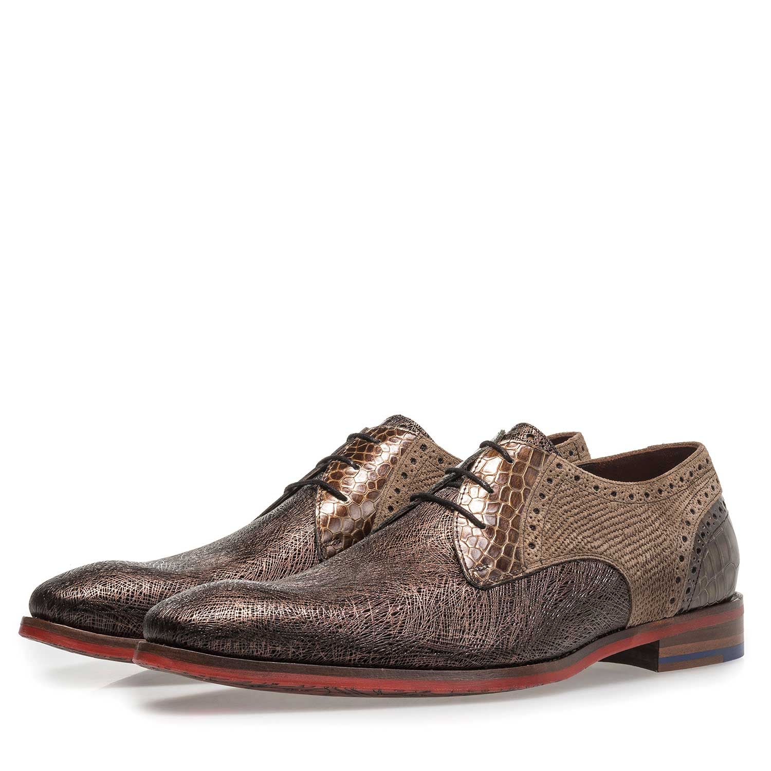 18106/06 - Brown leather lace shoe with metallic print 18106/06 - Brown leather lace shoe with metallic print