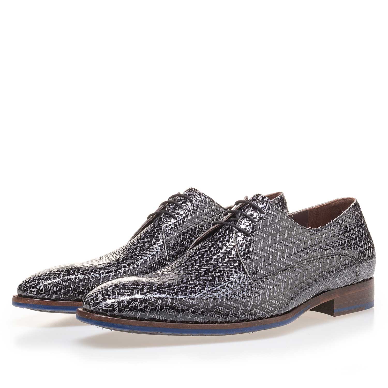 14146/00 - Black patent leather lace shoe with pattern 14146/00 - Black patent leather lace shoe with pattern