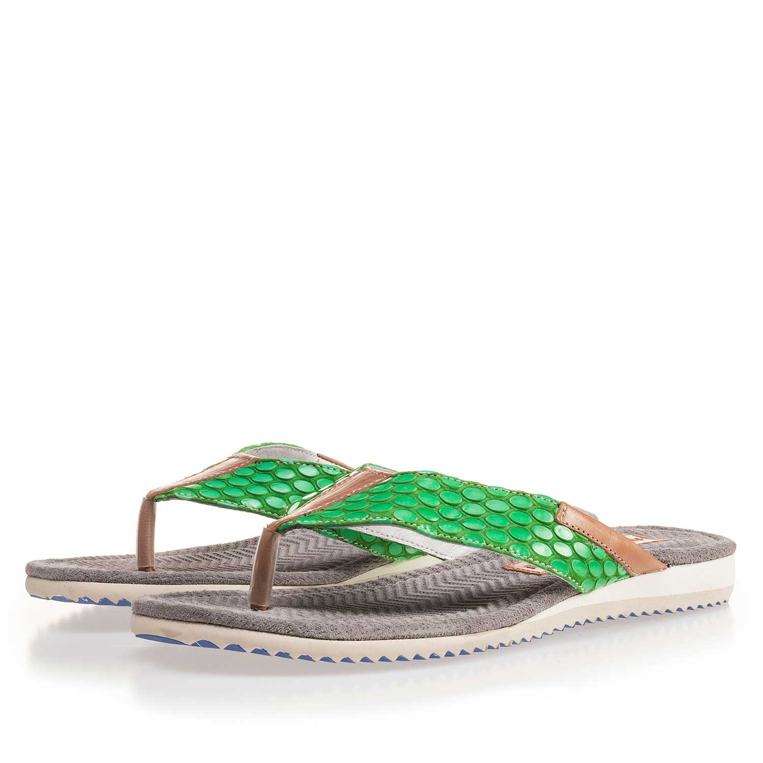 20022/24 - Groene teenslipper van leer met print 20022/24 - Groene teenslipper van leer met print