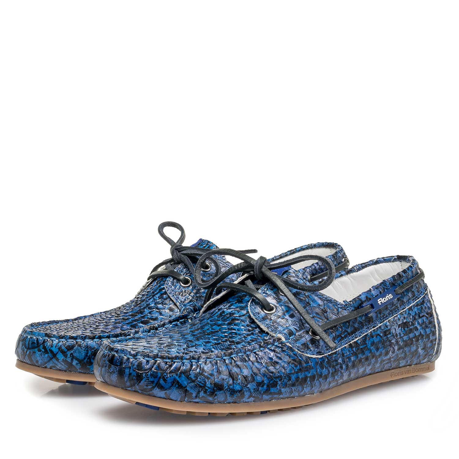 15034/00 - Blauwe kalfsleren bootschoen met snakeprint 15034/00 - Blauwe kalfsleren bootschoen met snakeprint