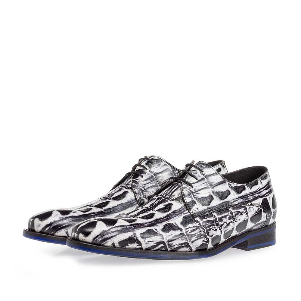 18204/05 - Veterschoen crocoprint zwart/wit 18204/05 - Veterschoen crocoprint zwart/wit