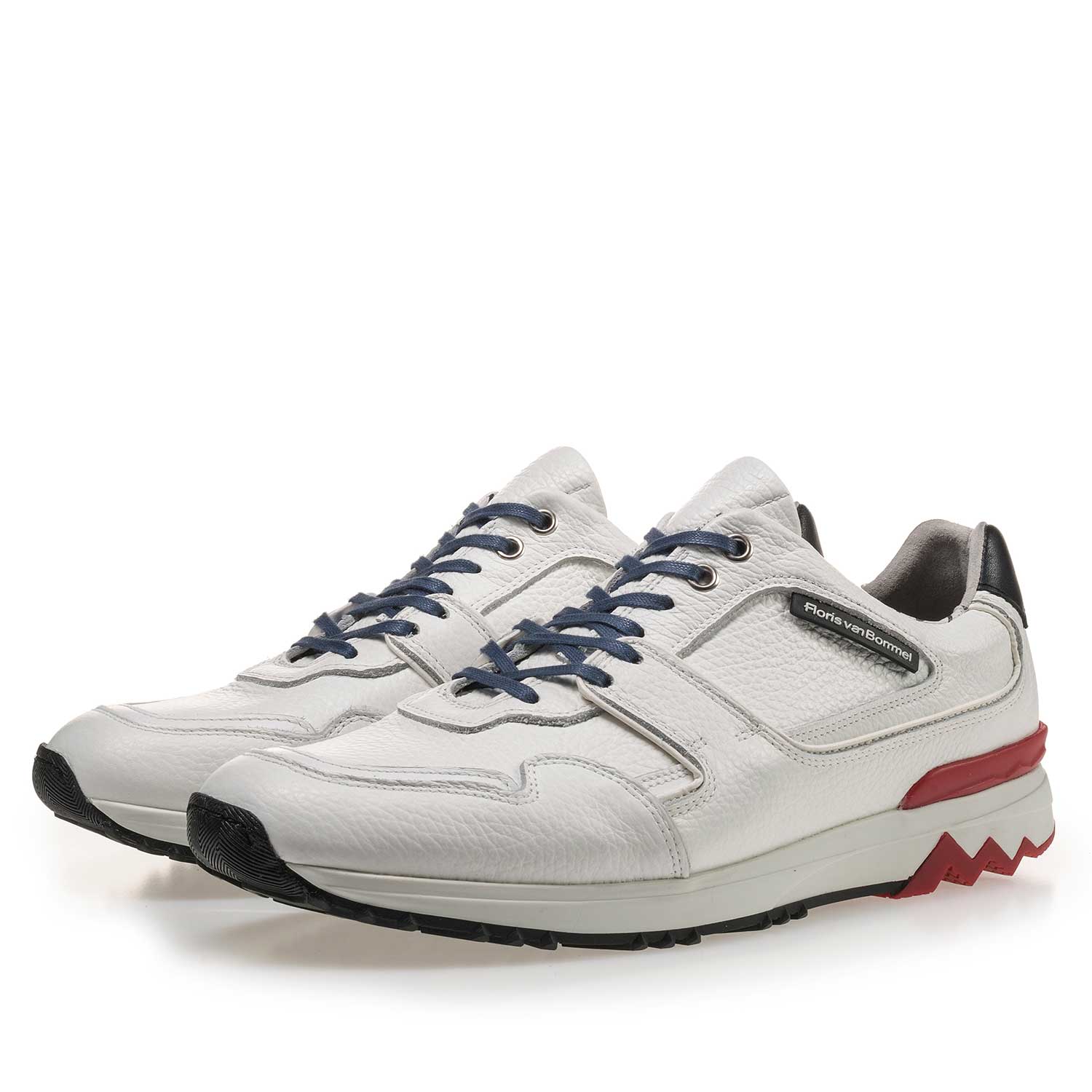 16220/01 - Witte kalfsleren sneaker 16220/01 - Witte kalfsleren sneaker