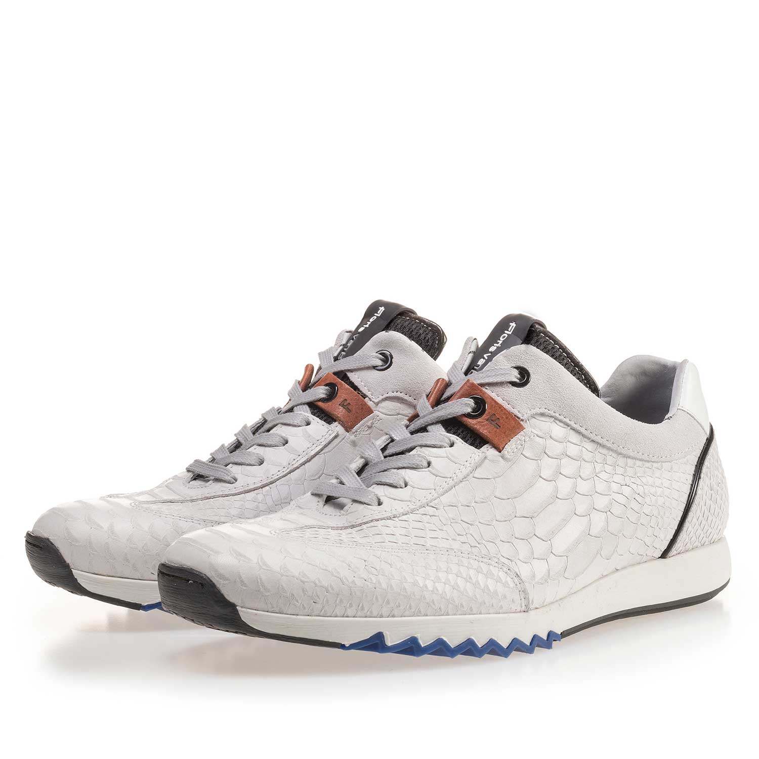 16219/02 - Kalfsleren witte sneaker met snakeprint 16219/02 - Kalfsleren witte sneaker met snakeprint