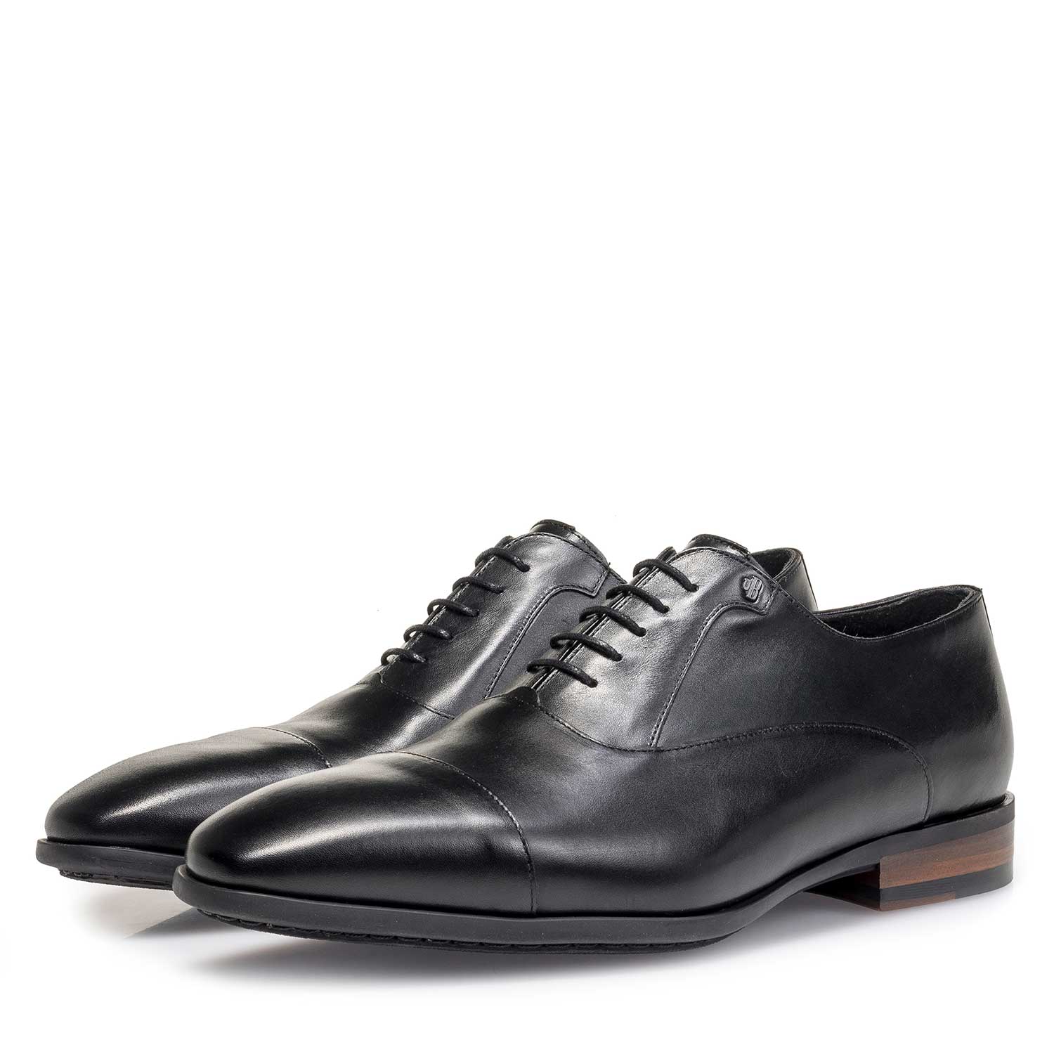 16218/06 - Black calf leather lace shoe 16218/06 - Black calf leather lace shoe