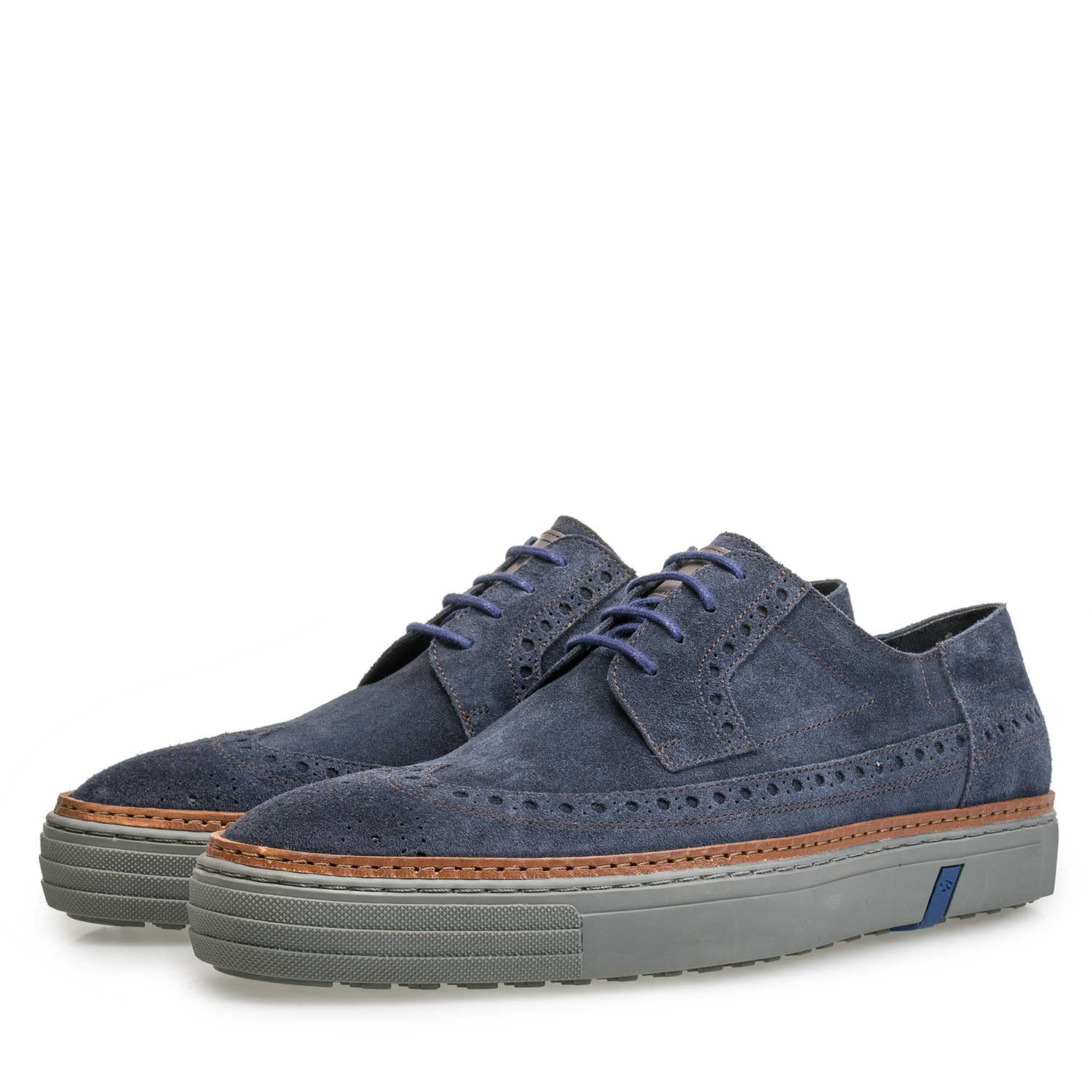 17092/01 - Blauwe sneaker met broguedetails 17092/01 - Blauwe sneaker met broguedetails