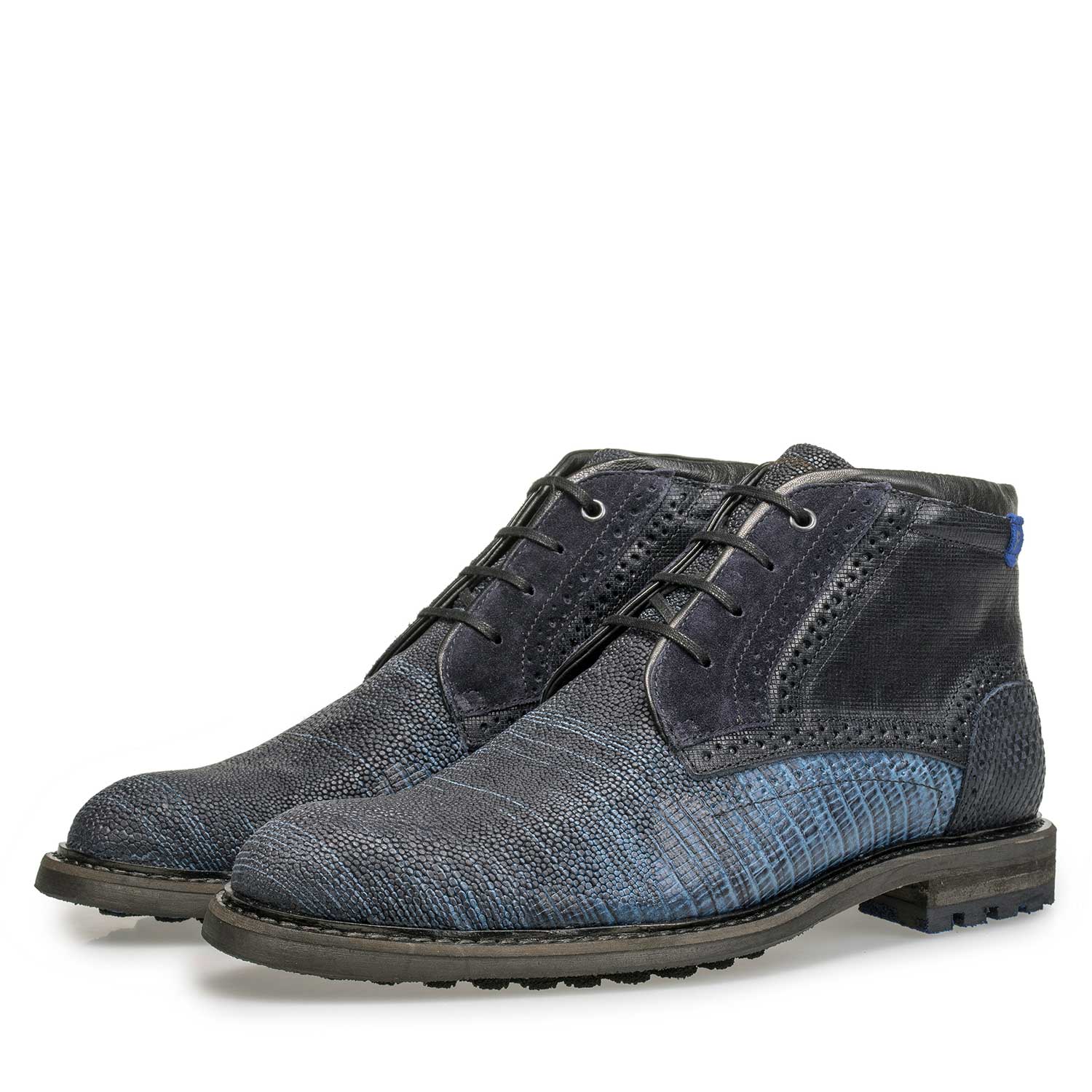10978/10 - Blauwe leren veterboot met dessin 10978/10 - Blauwe leren veterboot met dessin