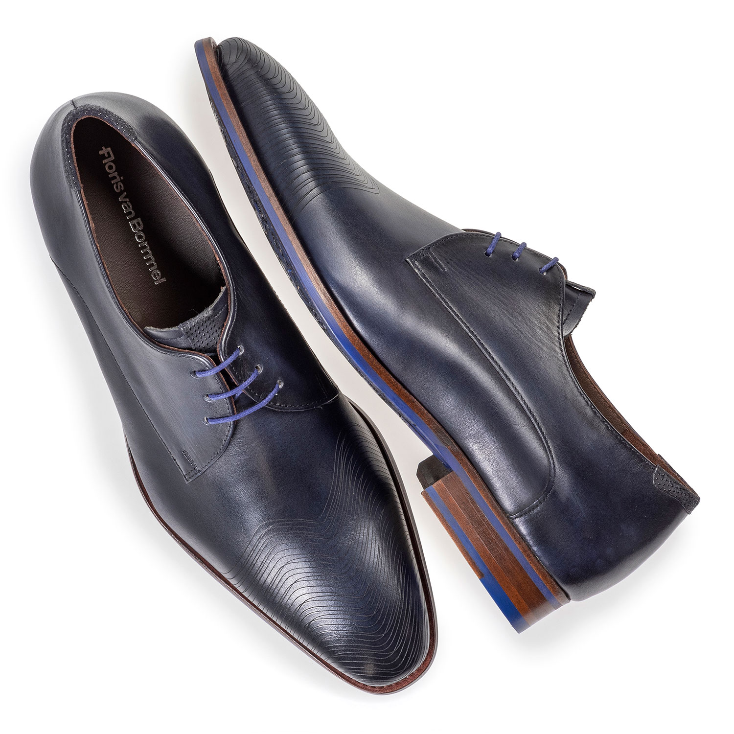 18288/01 - Donkerblauwe leren veterschoen 18288/01 - Donkerblauwe leren veterschoen