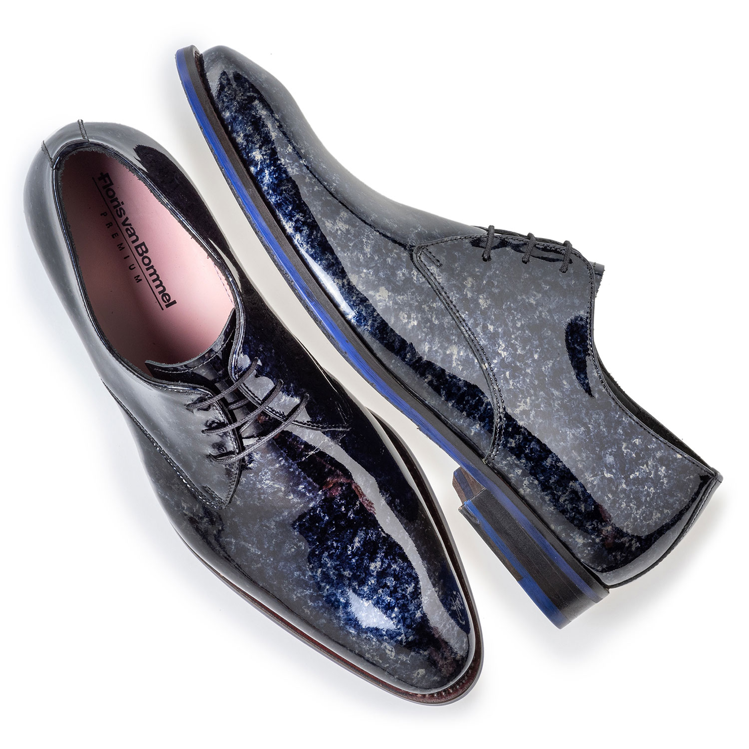 18224/03 - Veterschoen blauw lakleer 18224/03 - Veterschoen blauw lakleer