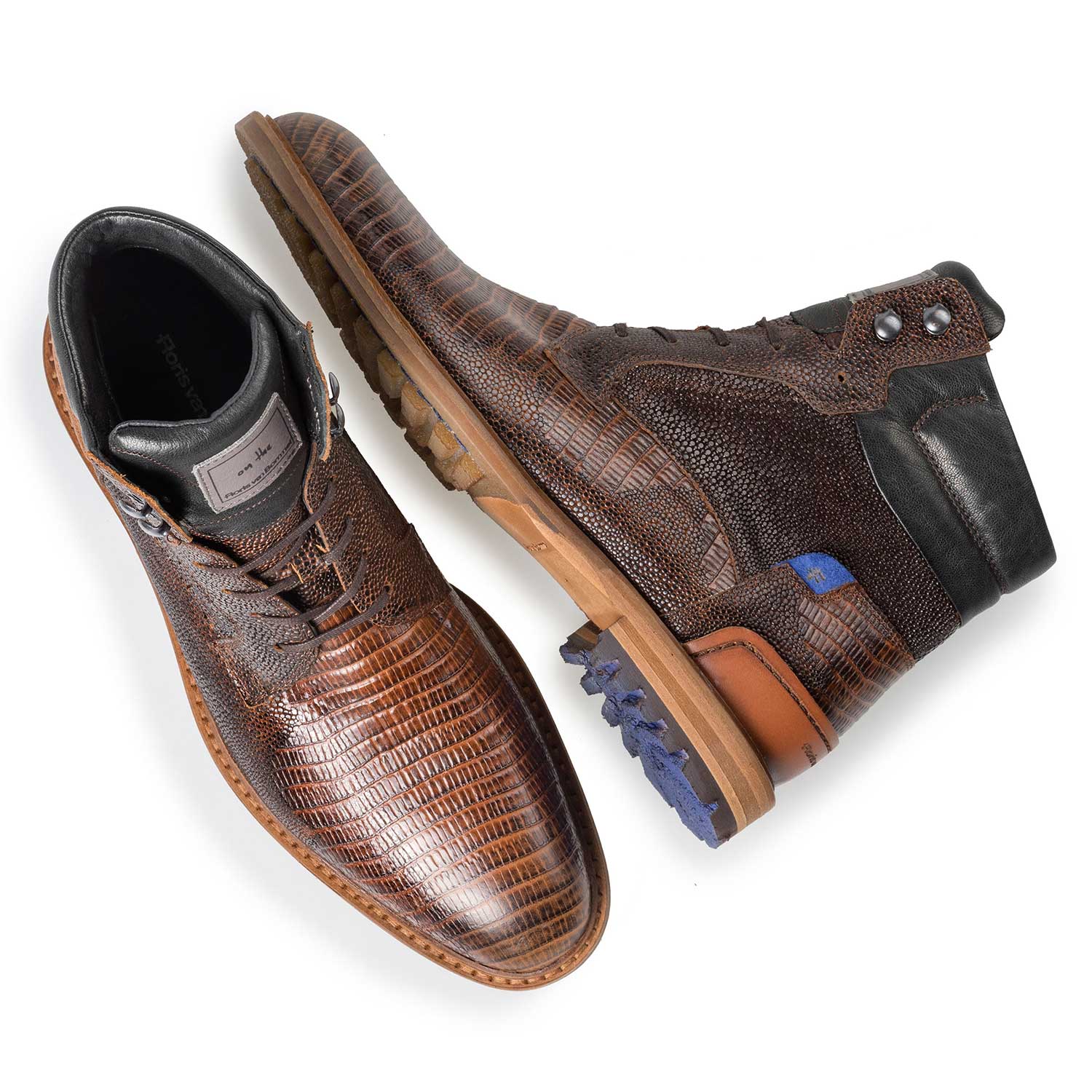 10234/00 - Cognac-coloured leather lace boot with lizard print 10234/00 - Cognac-coloured leather lace boot with lizard print