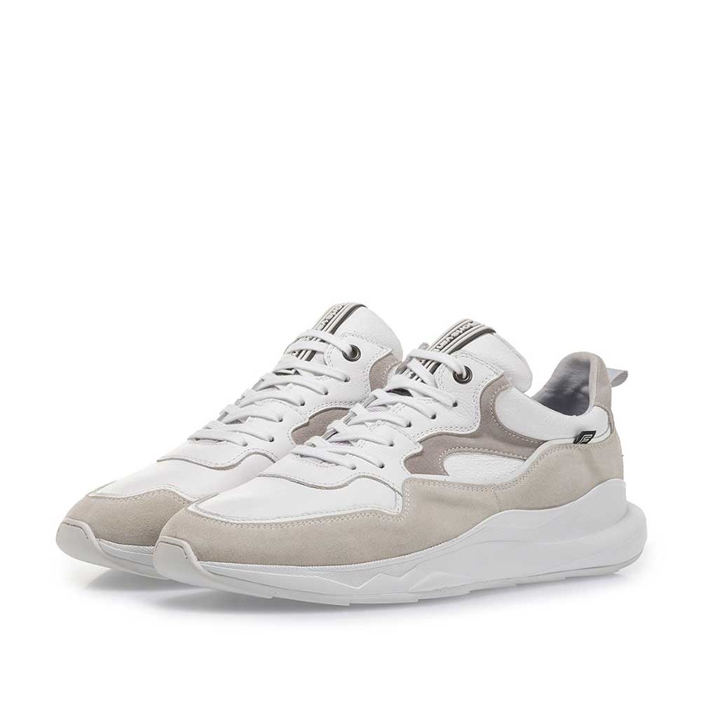 16269/21 - Witte sneaker met off-white suède 16269/21 - Witte sneaker met off-white suède