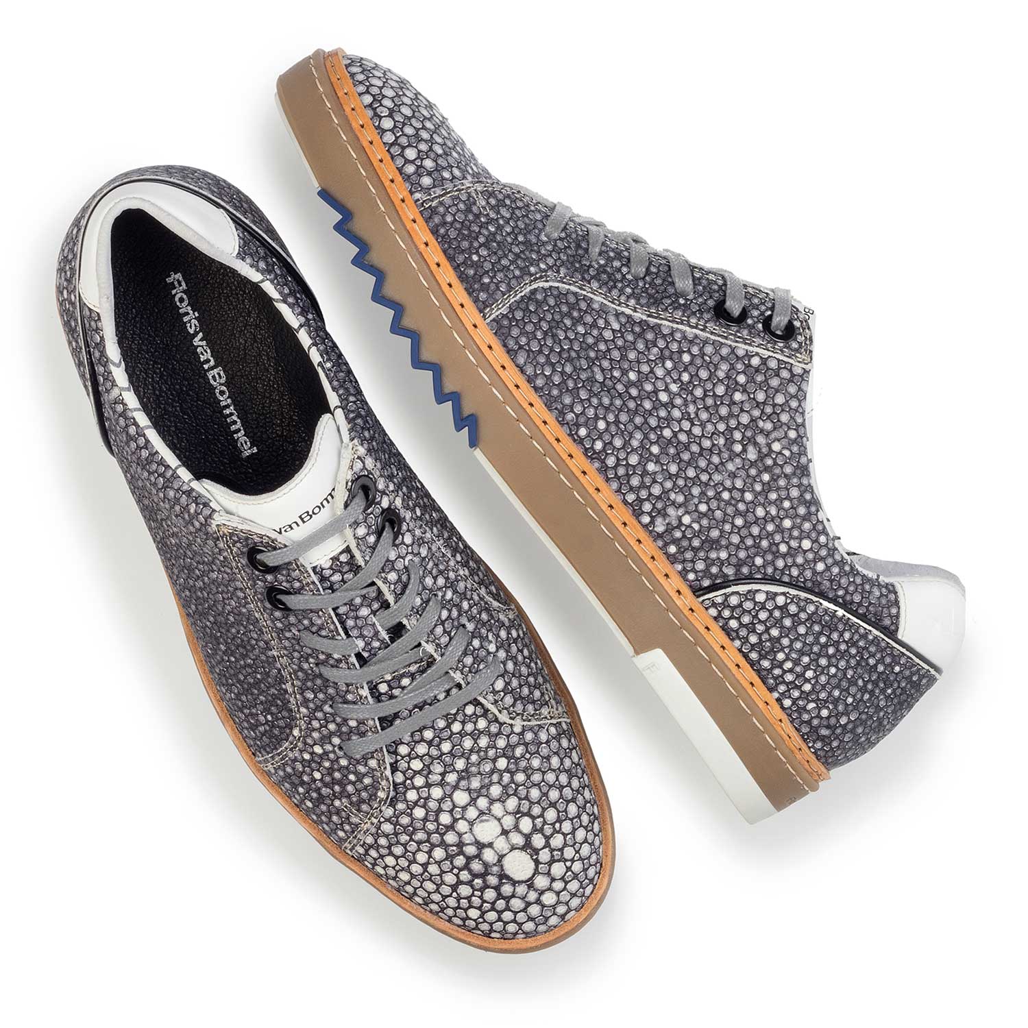14057/00 - Grijze leren sneaker met dessin 14057/00 - Grijze leren sneaker met dessin