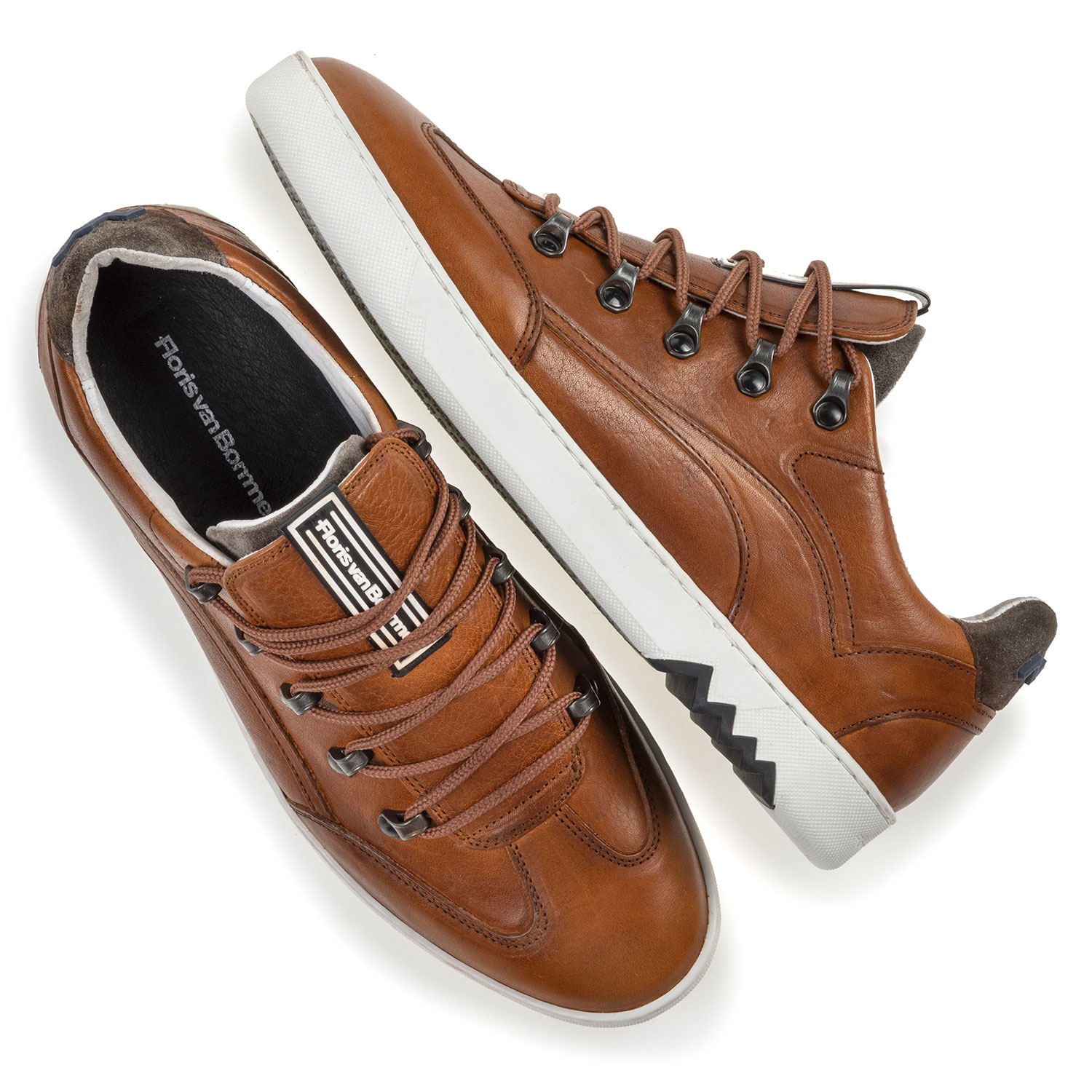 16464/24 - Hiking sneaker leer cognac 16464/24 - Hiking sneaker leer cognac