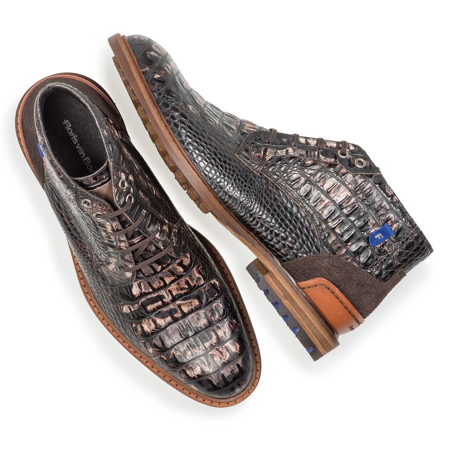 20228/22 - Donkerbruine leren veterboot met crocoprint 20228/22 - Donkerbruine leren veterboot met crocoprint