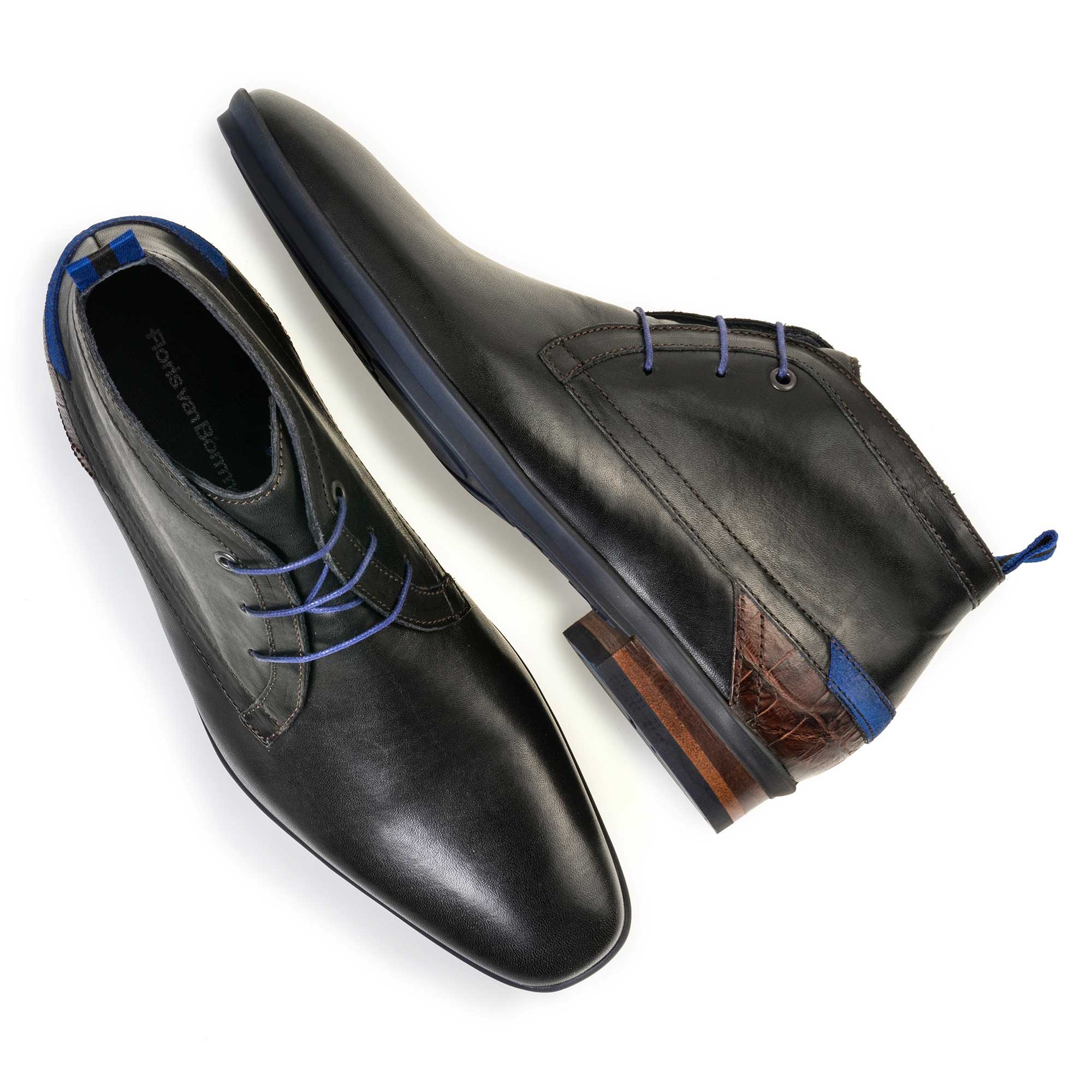 10334/30 - Zwarte halfhoge leren veterboot 10334/30 - Zwarte halfhoge leren veterboot