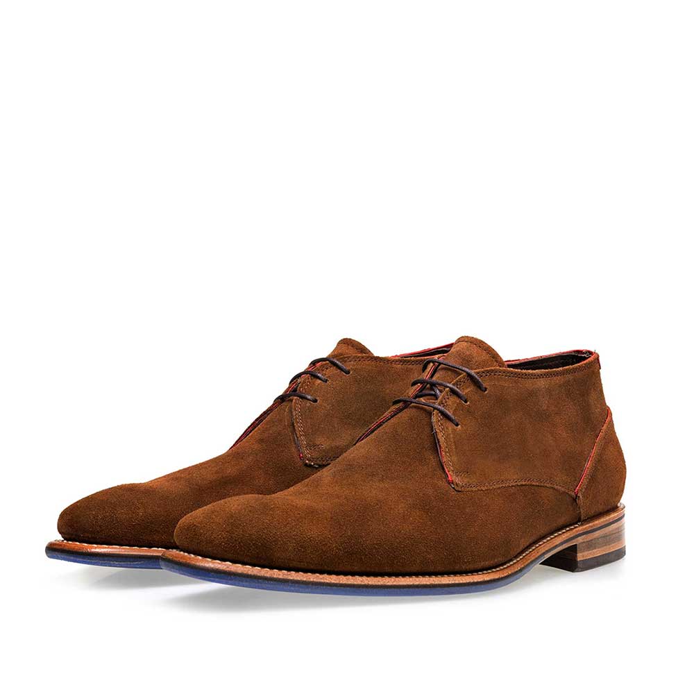 10673/07 - Bruine suède halfhoge veterboot 10673/07 - Bruine suède halfhoge veterboot