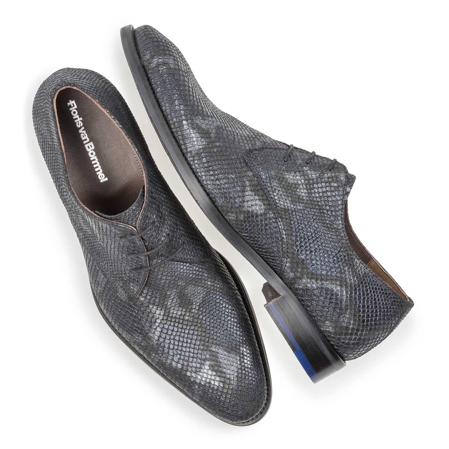 18124/01 - Blauwe leren veterschoen met snakeprint 18124/01 - Blauwe leren veterschoen met snakeprint