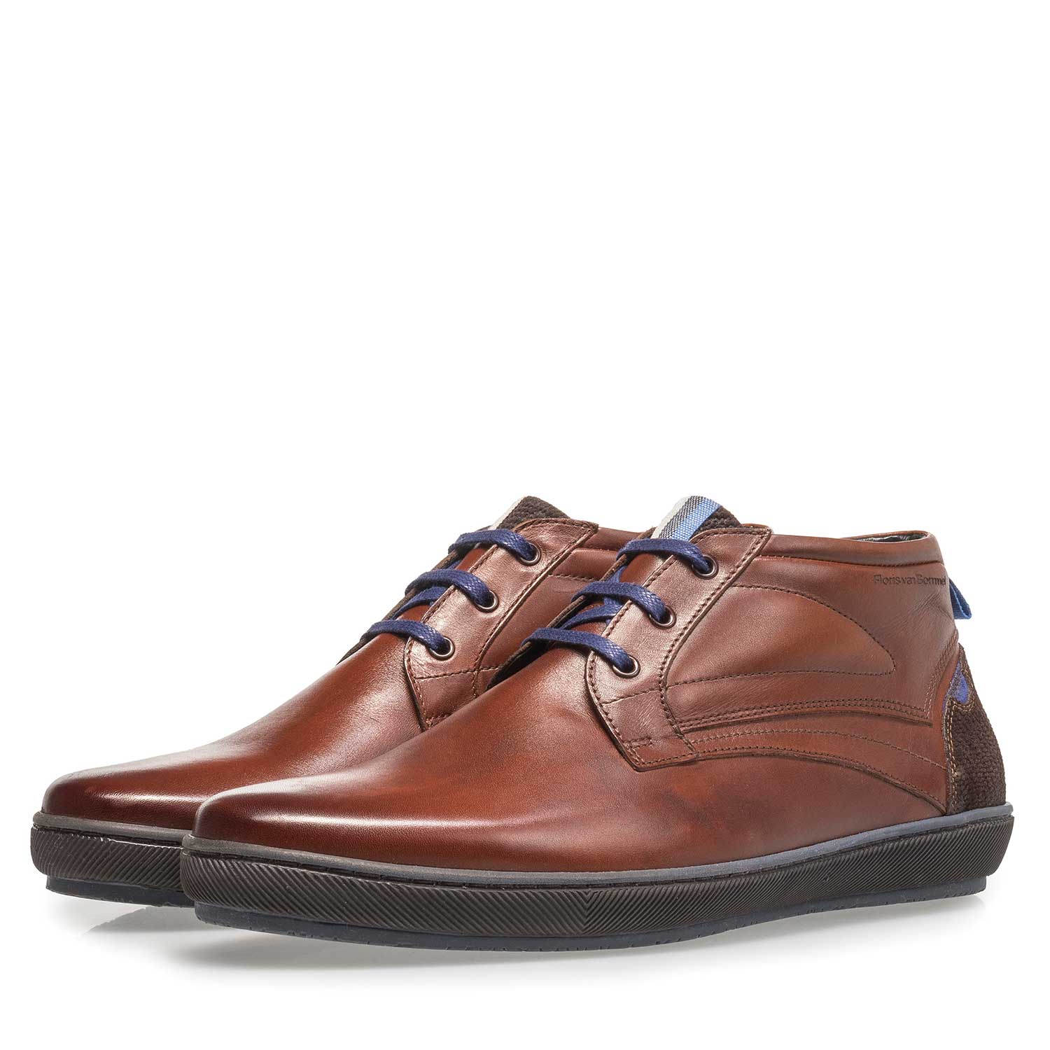 10074/15 - Kalfsleren veterschoen donker cognac 10074/15 - Kalfsleren veterschoen donker cognac