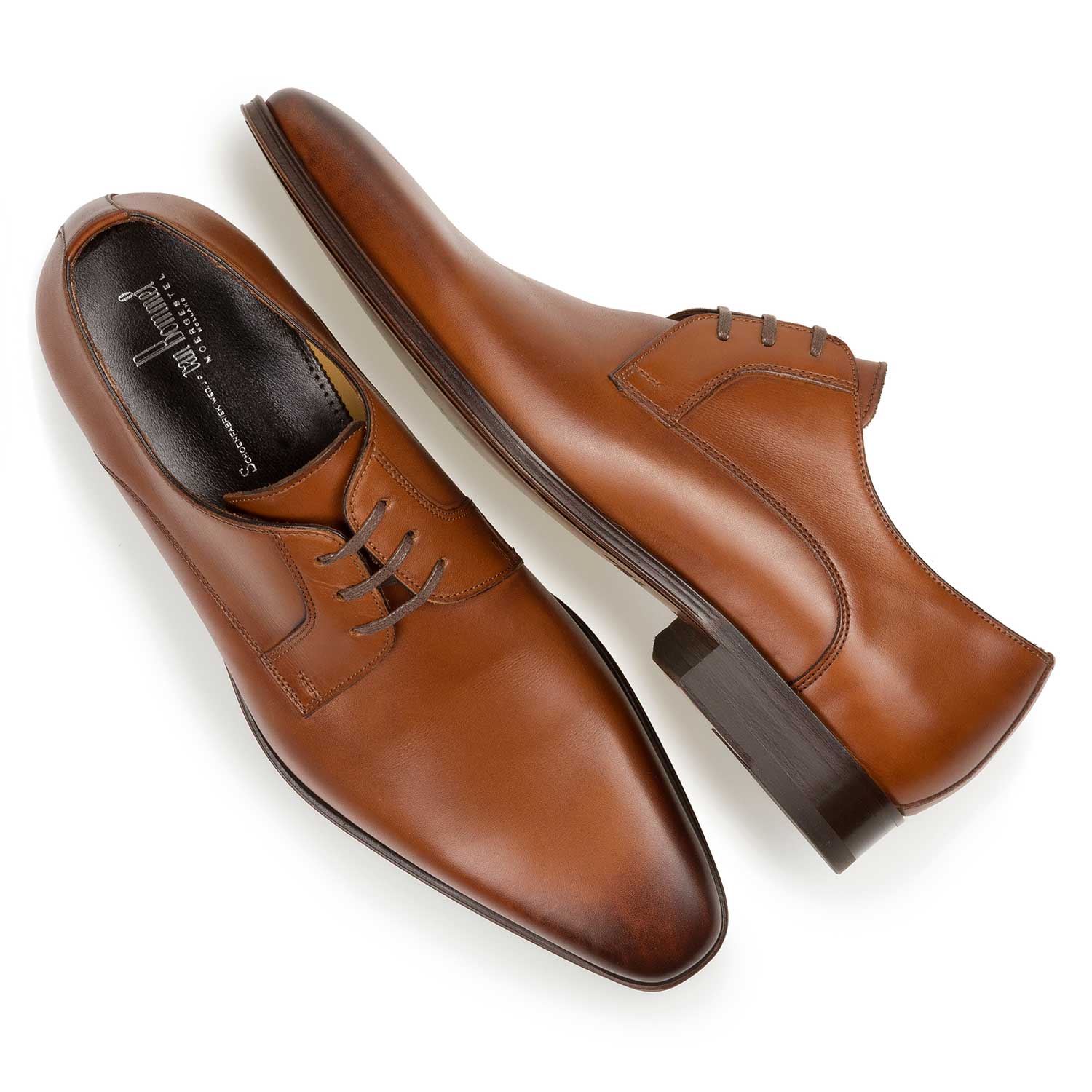 14299/01 - Kalfsleren veterschoen cognac 14299/01 - Kalfsleren veterschoen cognac