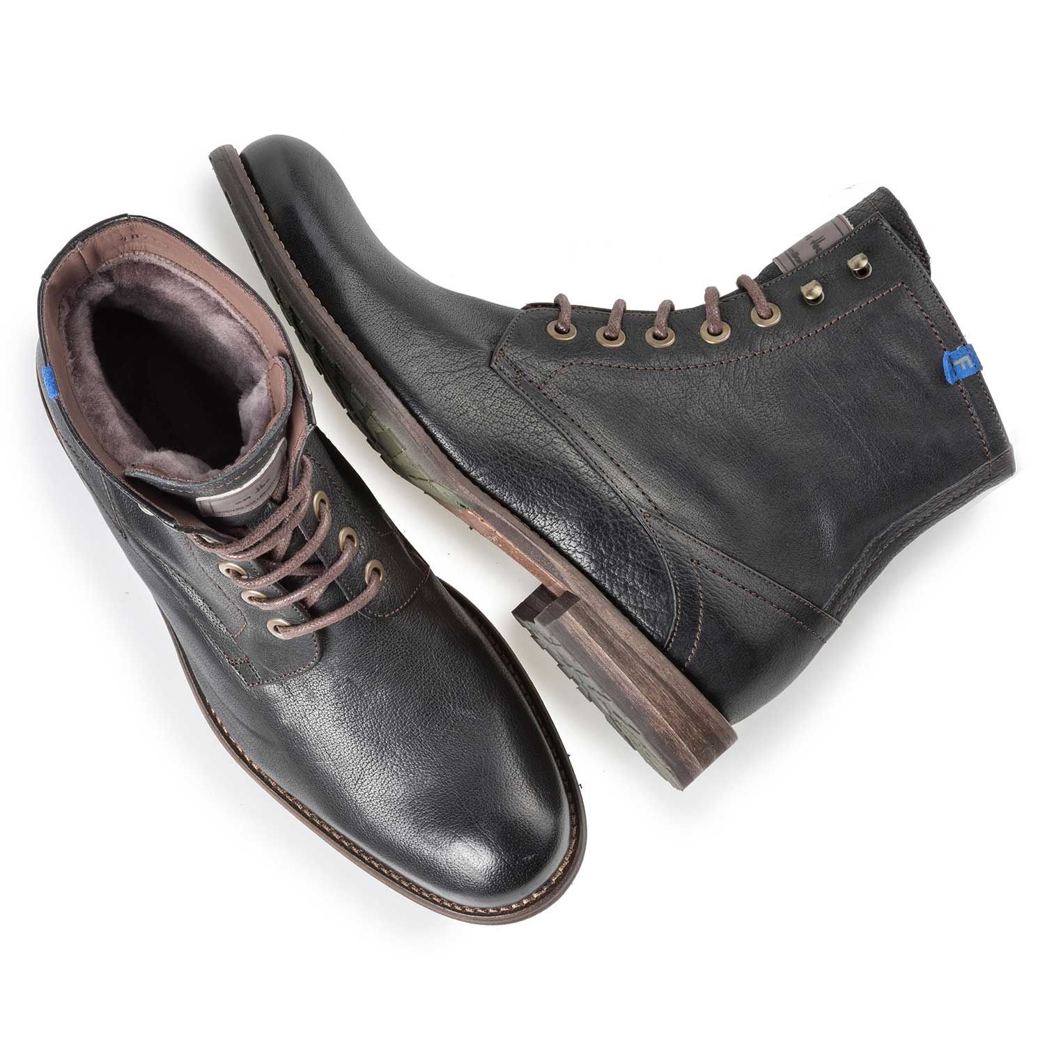 10751/12 - Wol gevoerde veterboot van zwart kalfsleer 10751/12 - Wol gevoerde veterboot van zwart kalfsleer