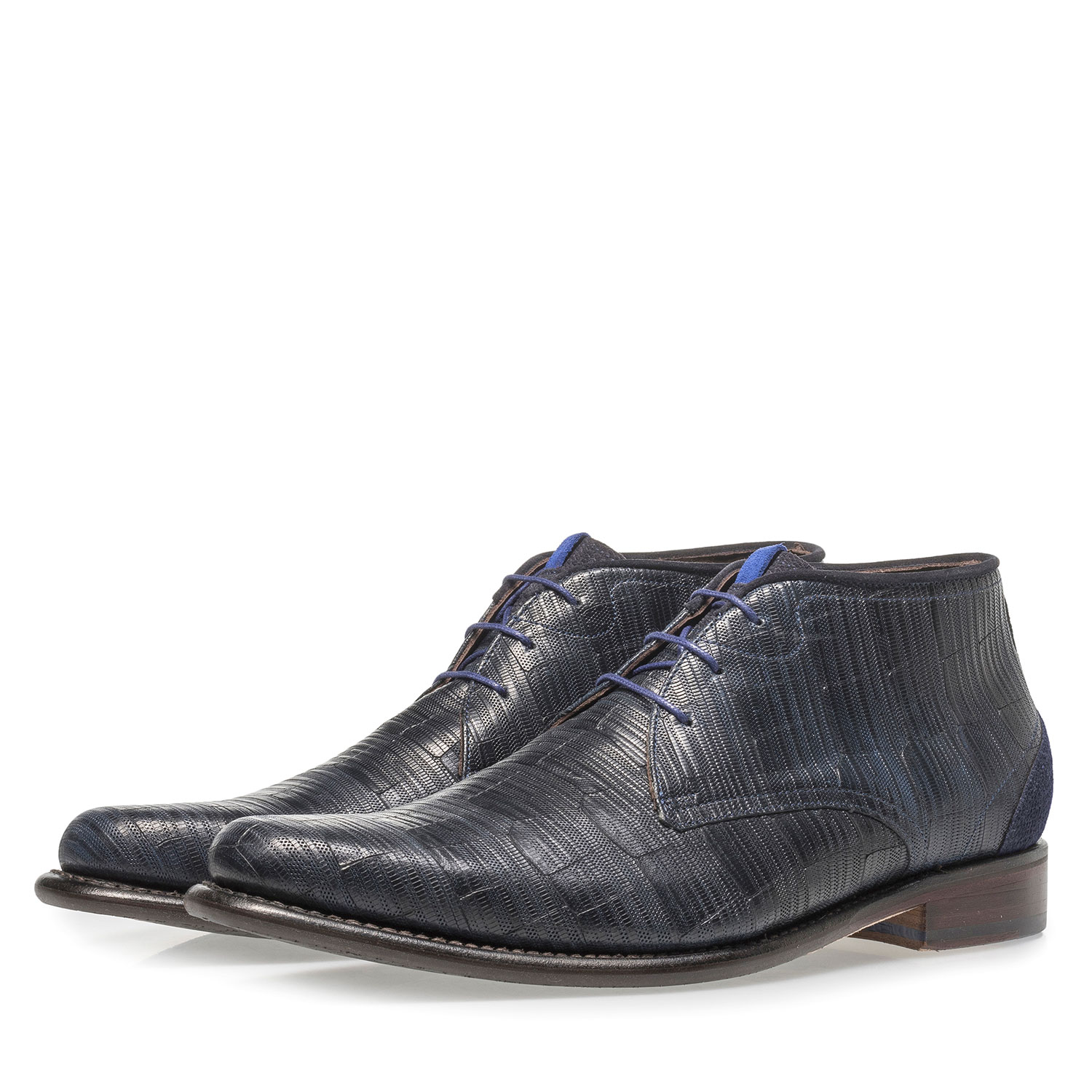 10634/02 - Blauwe leren veterboot met print 10634/02 - Blauwe leren veterboot met print
