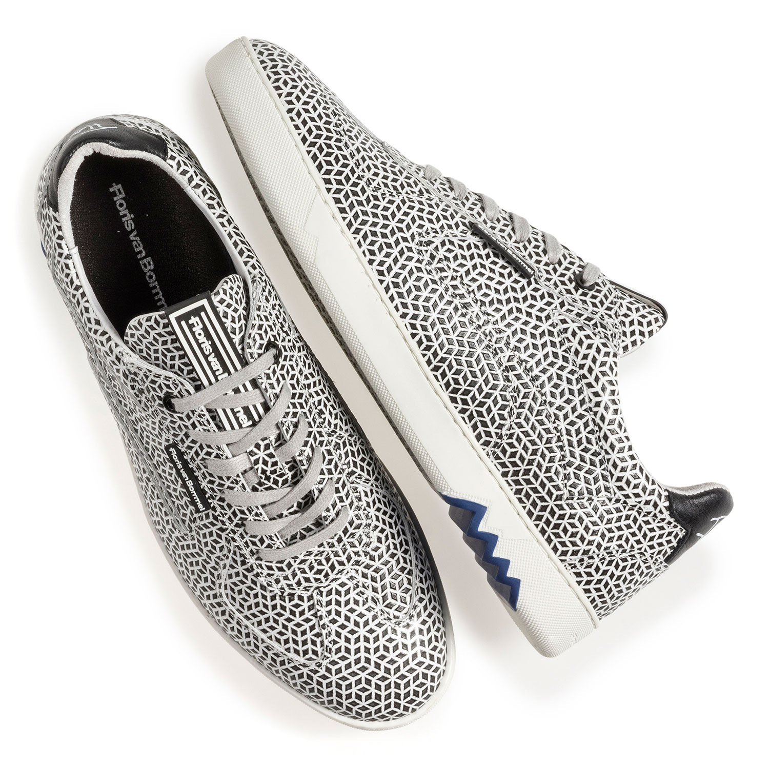 16342/25 - White calf leather sneaker with black print 16342/25 - White calf leather sneaker with black print